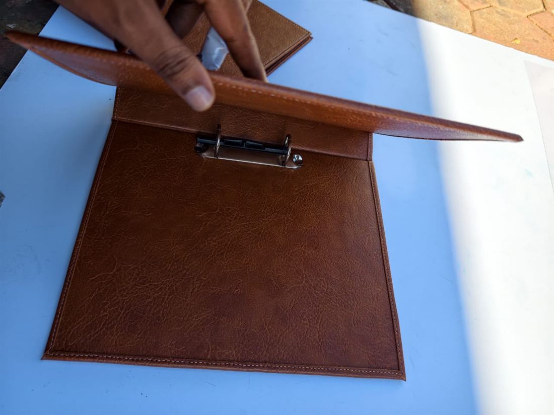 Leather ring binder