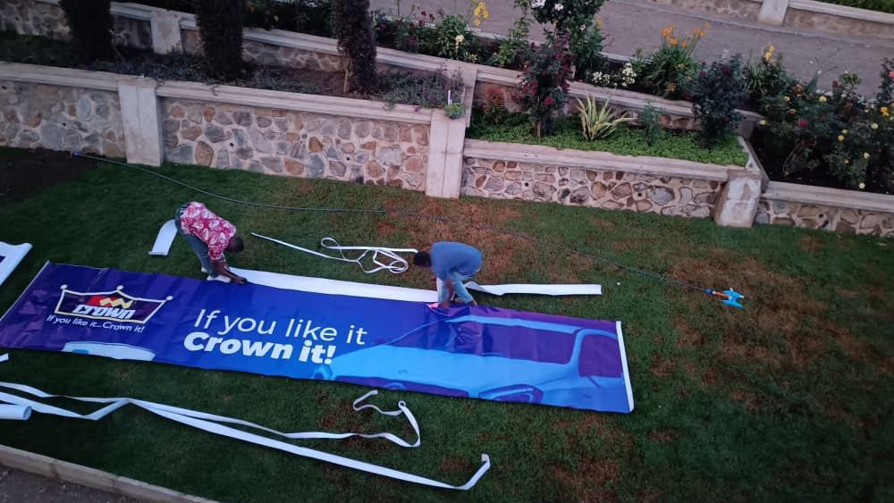 Large banner installation